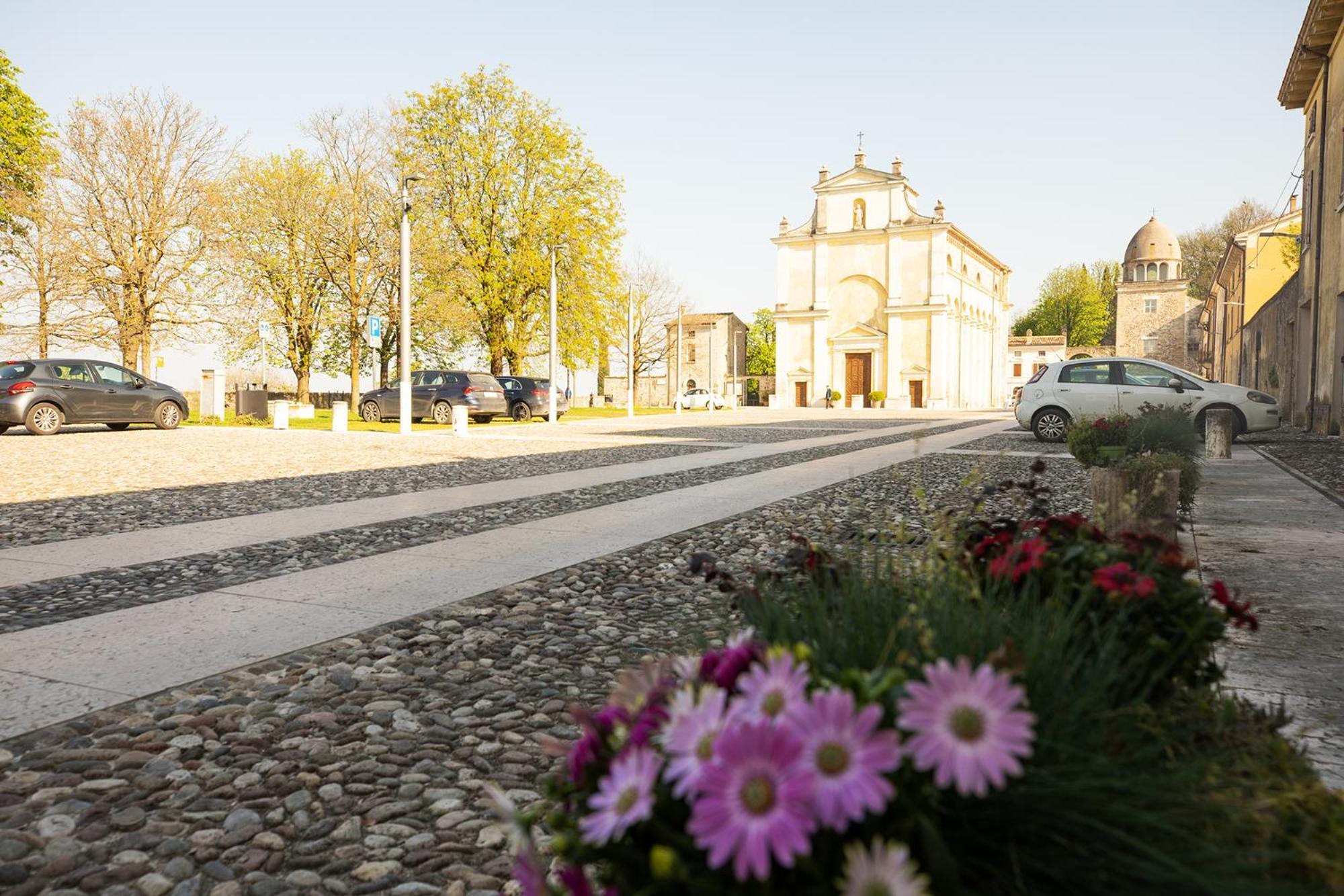Relais La Rocca Solferino Bed & Breakfast ภายนอก รูปภาพ