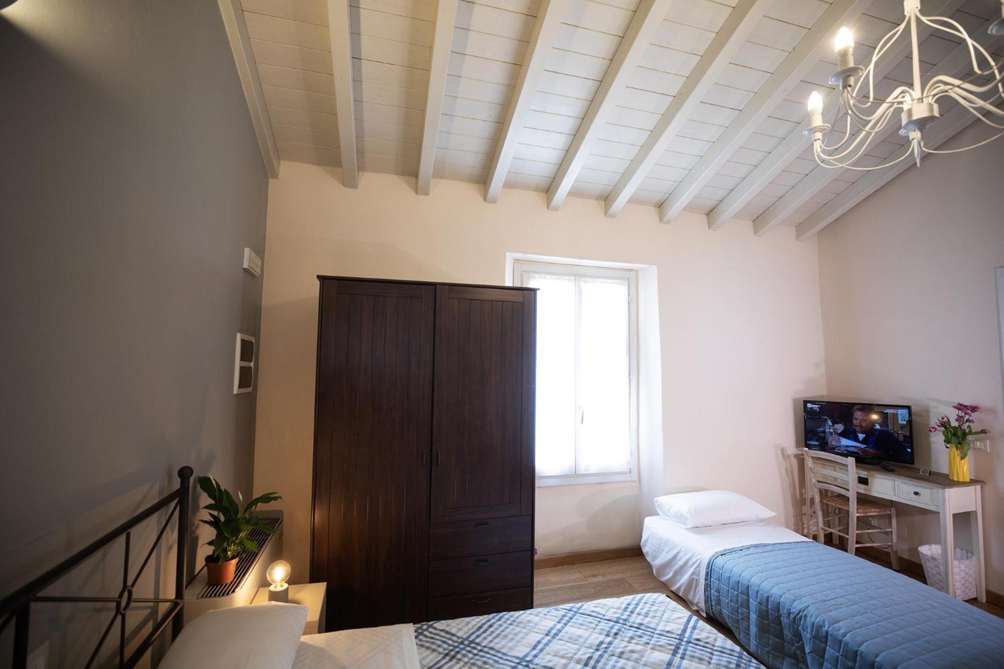 Relais La Rocca Solferino Bed & Breakfast ภายนอก รูปภาพ
